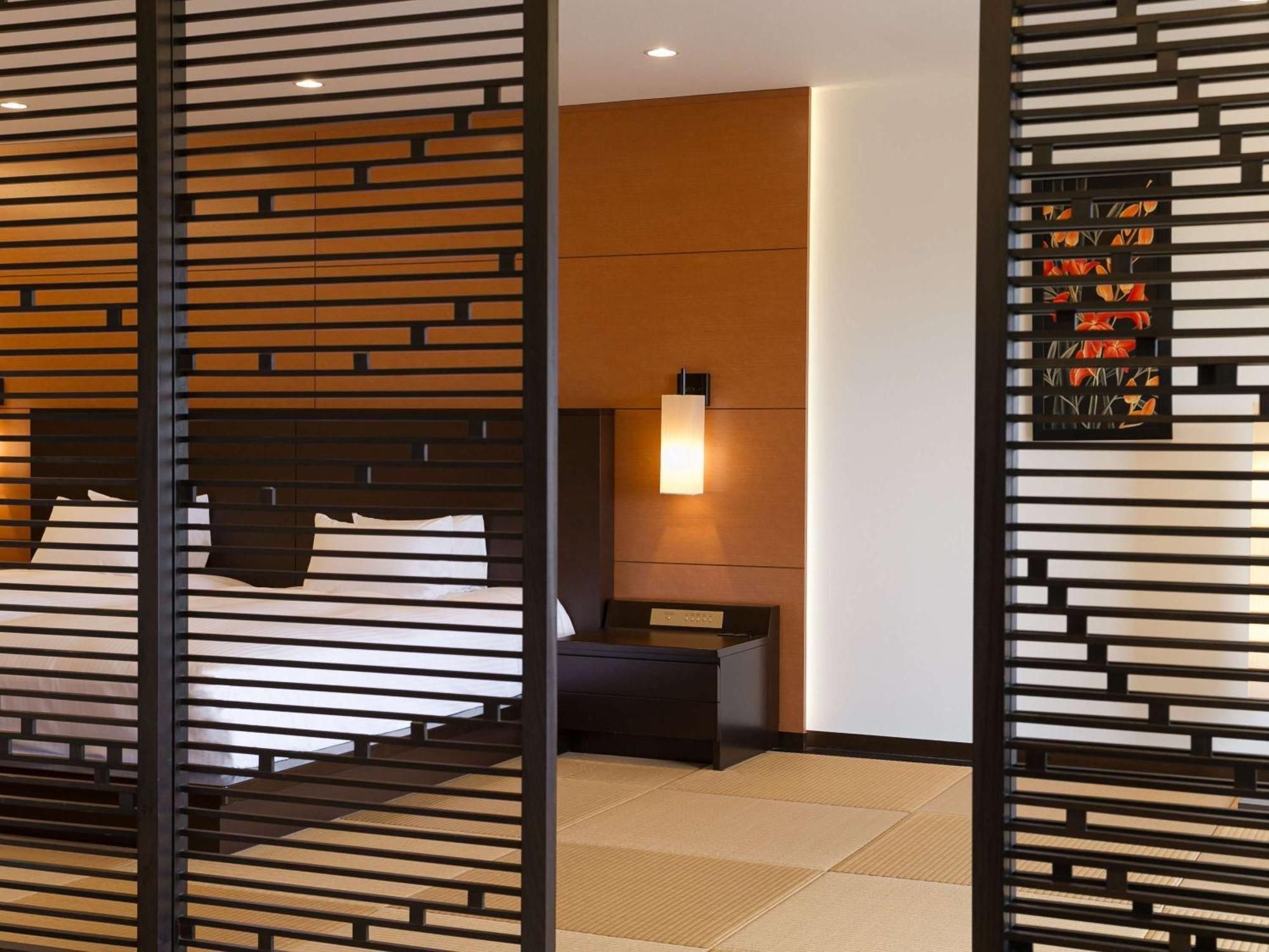 Grand Mercure Okinawa Cape Zanpa Resort 读谷村 外观 照片